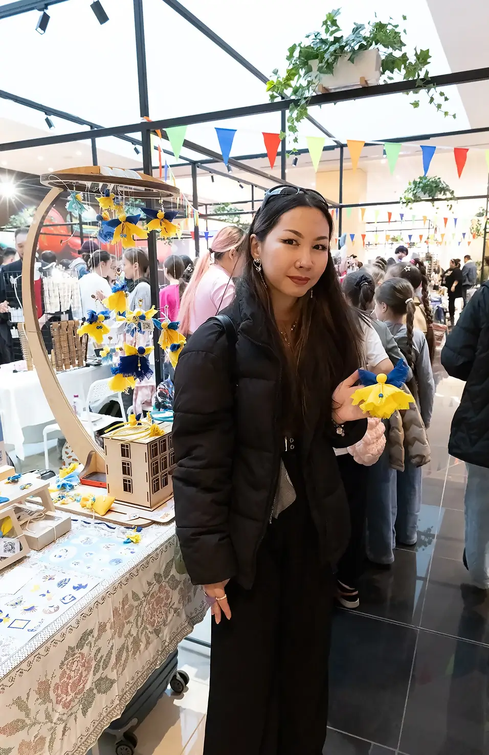 Джамиля на ярмарке Garage Fest в Астане в апреле 2024