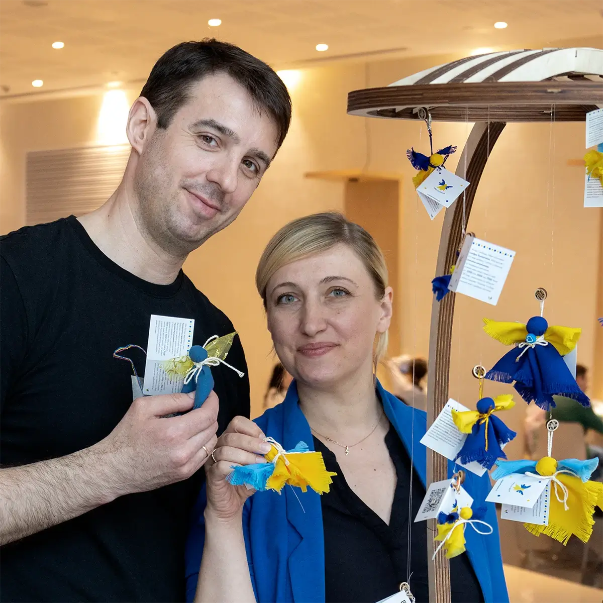 «Мы люди. А люди должны помогать друг другу»